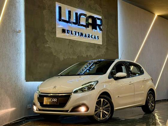 PEUGEOT 208 1.6 GRIFFE 16V FLEX 4P AUTOMÁTICO PEUGEOT 208 1.6 GRIFFE 16V FLEX 4P AUTOMÁTICO